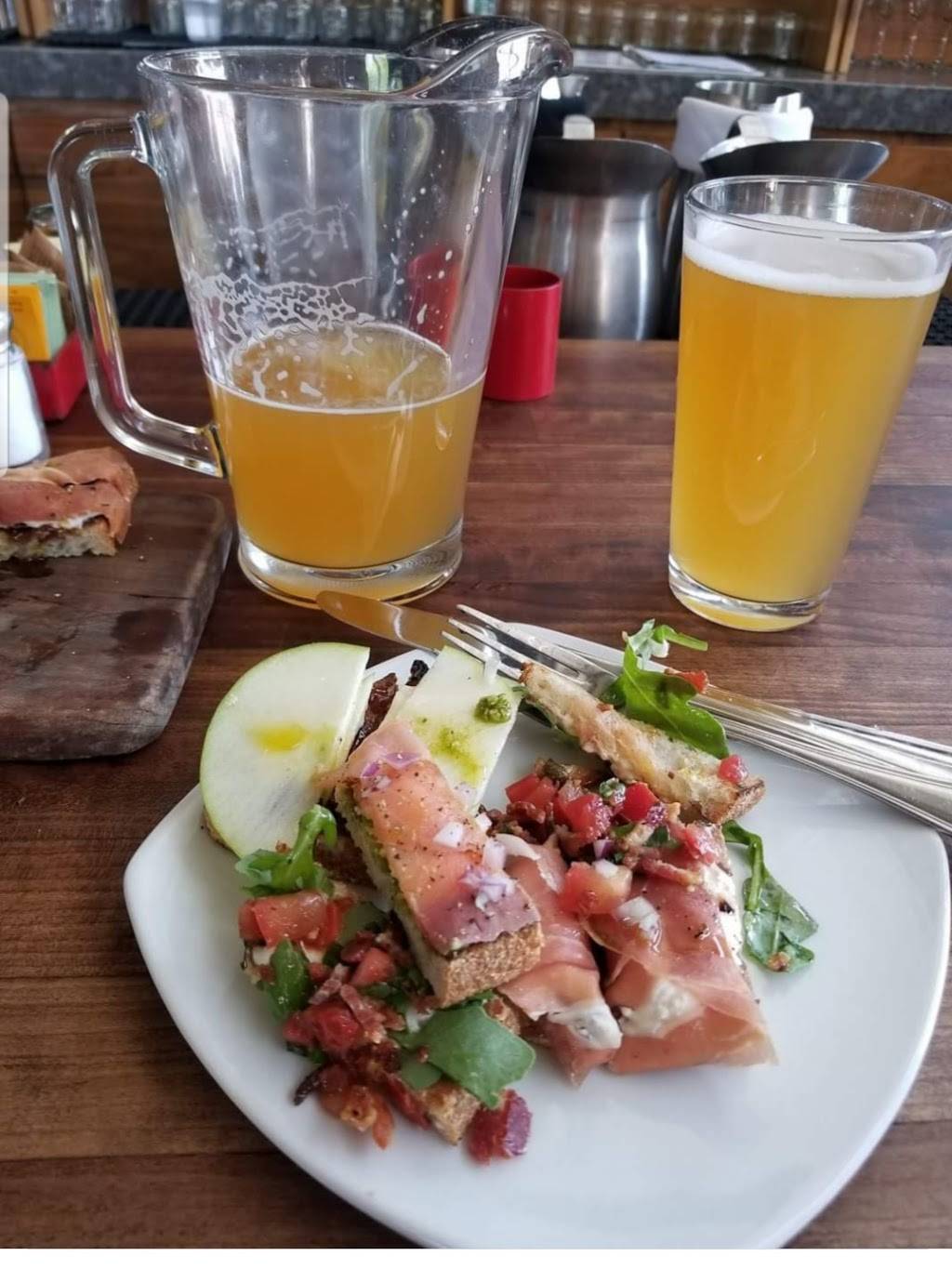 Postino Arcadia | restaurant | 3939 E Campbell Ave, Phoenix, AZ 85018, USA | 6028523939 OR +1 602-852-3939