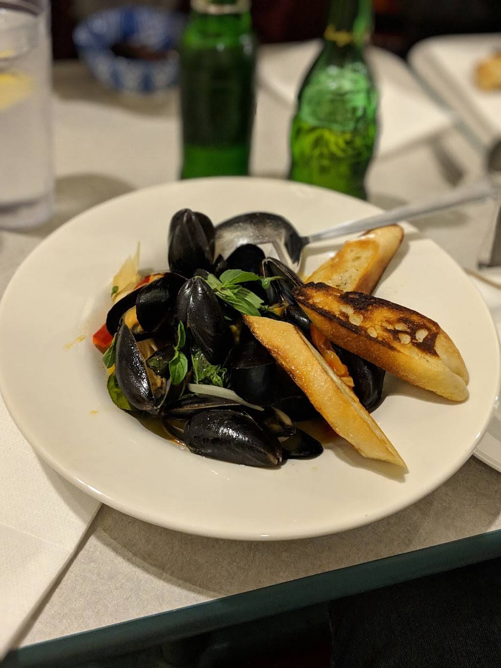 Thai Kitchen | restaurant | 141 Main St, Minturn, CO 81645, USA | 9704457499 OR +1 970-445-7499