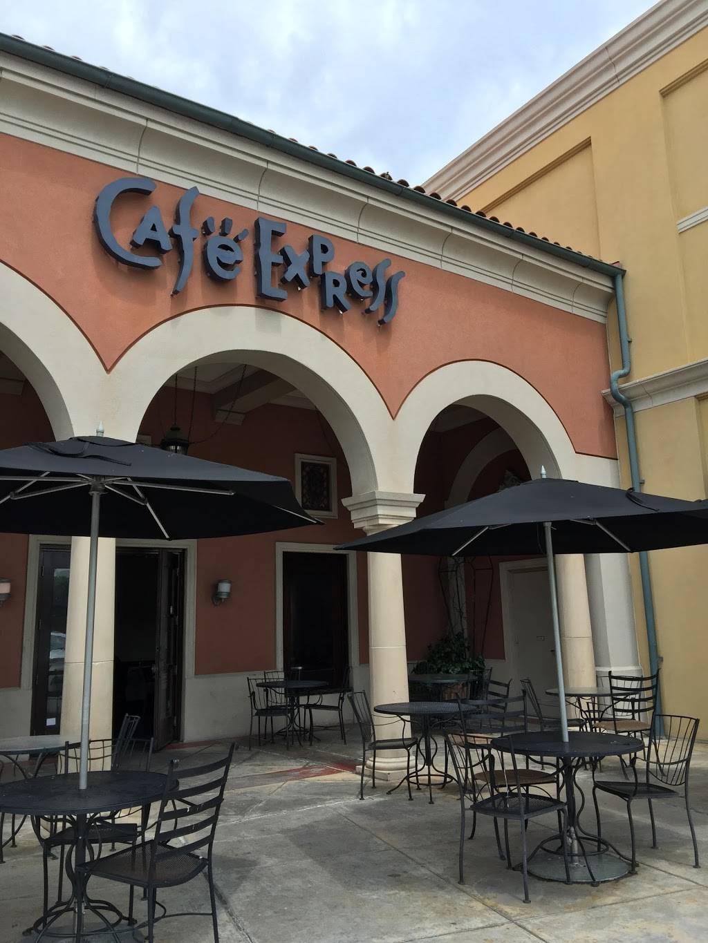 Cafe Express | cafe | 101 Uptown Park Blvd Suite 12, Houston, TX 77056, USA | 7139639222 OR +1 713-963-9222