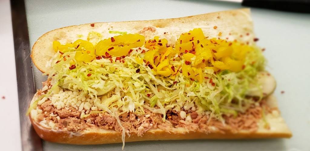 Riccis Hoagies Germantown Avenue | restaurant | 2613 Germantown Ave, Philadelphia, PA 19133, USA | 2152782449 OR +1 215-278-2449