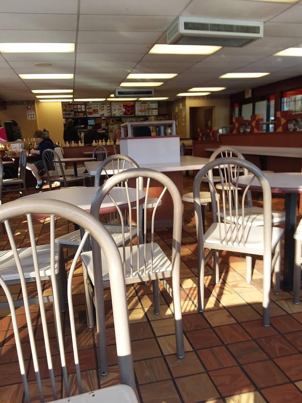 Burger King | restaurant | 165 Main St, South Paris, ME 04281, USA | 2077432022 OR +1 207-743-2022