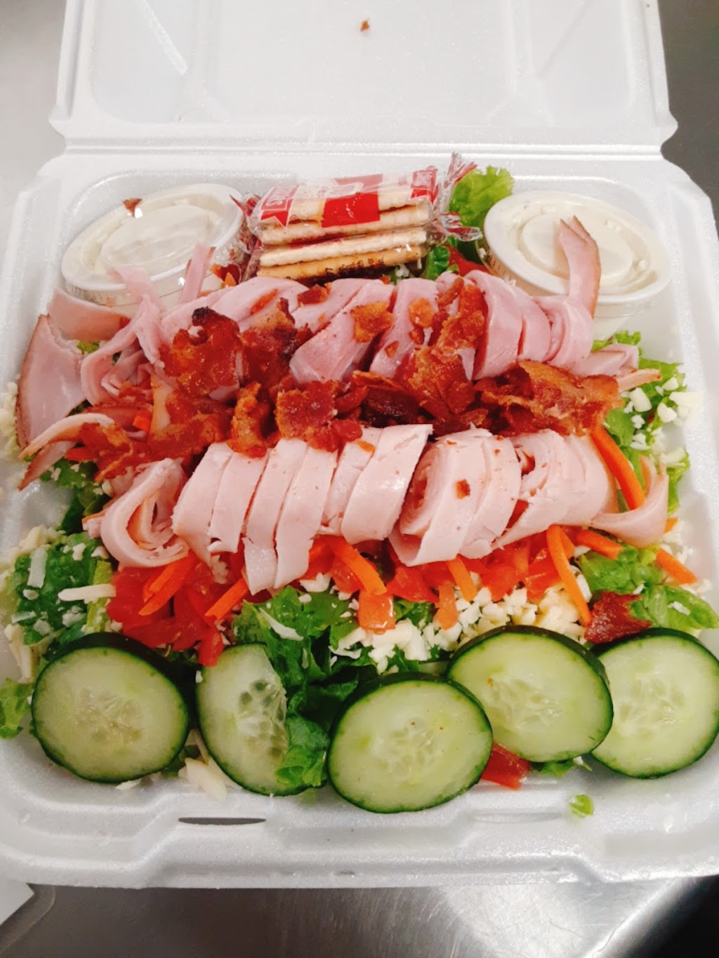 BGs Burgers & More | restaurant | 4006 N Grimes St, Hobbs, NM 88240, USA | 5753910229 OR +1 575-391-0229