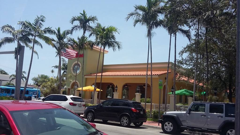 Pollo Tropical | restaurant | 1454 Alton Rd, Miami Beach, FL 33139, USA | 3056728888 OR +1 305-672-8888