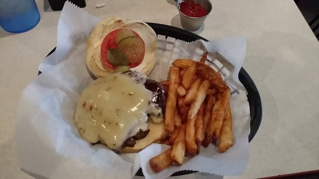 Hoosier Bar & Grill | night club | 4645 W Richland Plaza Dr, Bloomington, IN 47404, USA | 8129356333 OR +1 812-935-6333