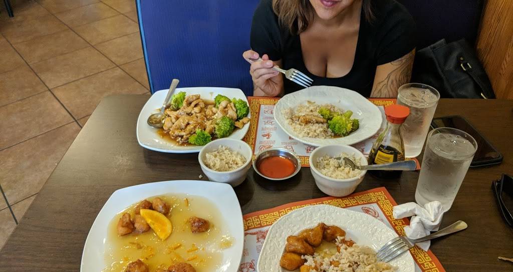 Golden House Chinese Fast Food | restaurant | 9431 E 22nd St #127, Tucson, AZ 85710, USA | 5208860918 OR +1 520-886-0918