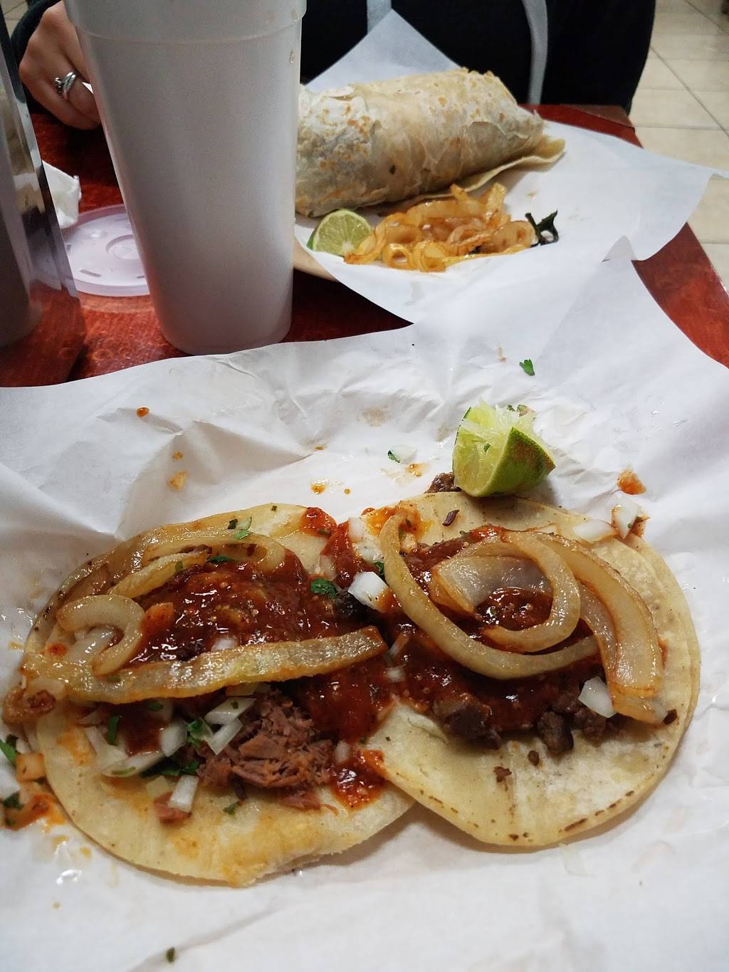 Tacos La Tapatia | restaurant | 8842 Limonite Ave, Riverside, CA 92509, USA | 9513601300 OR +1 951-360-1300