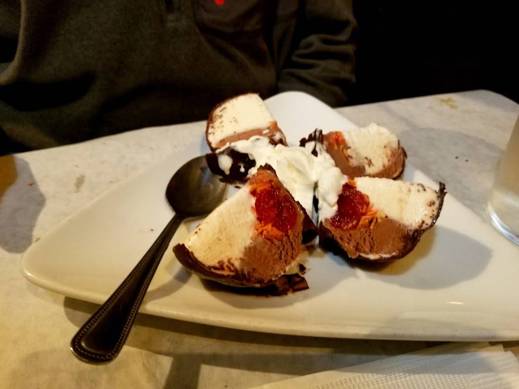 Donovans Pub | restaurant | 57-24 Roosevelt Ave, Woodside, NY 11377, USA | 7184299339 OR +1 718-429-9339