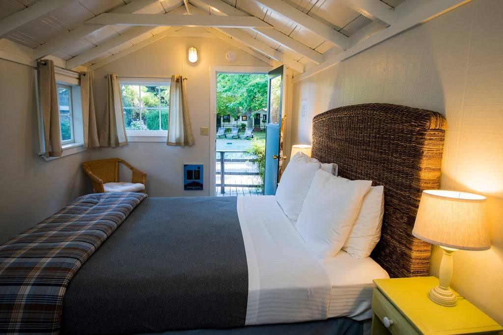 Dawn Ranch Lodge & Agriculture Public House | restaurant | 16467 CA-116, Guerneville, CA 95446, USA | 7078690656 OR +1 707-869-0656