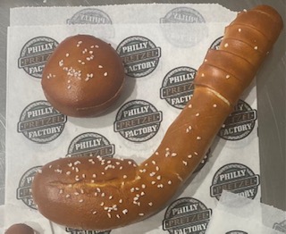 Philly Pretzel Factory | bakery | 134 E Park Ave, Long Beach, NY 11561, USA | 5166080339 OR +1 516-608-0339