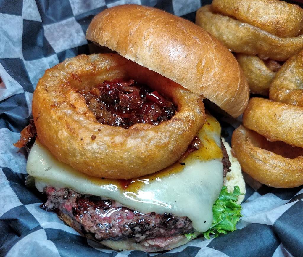 Horseshoes Kentucky Grill & Saloon | restaurant | 1987 North Broadway Road, Lexington, KY 40505, USA | 8592945164 OR +1 859-294-5164