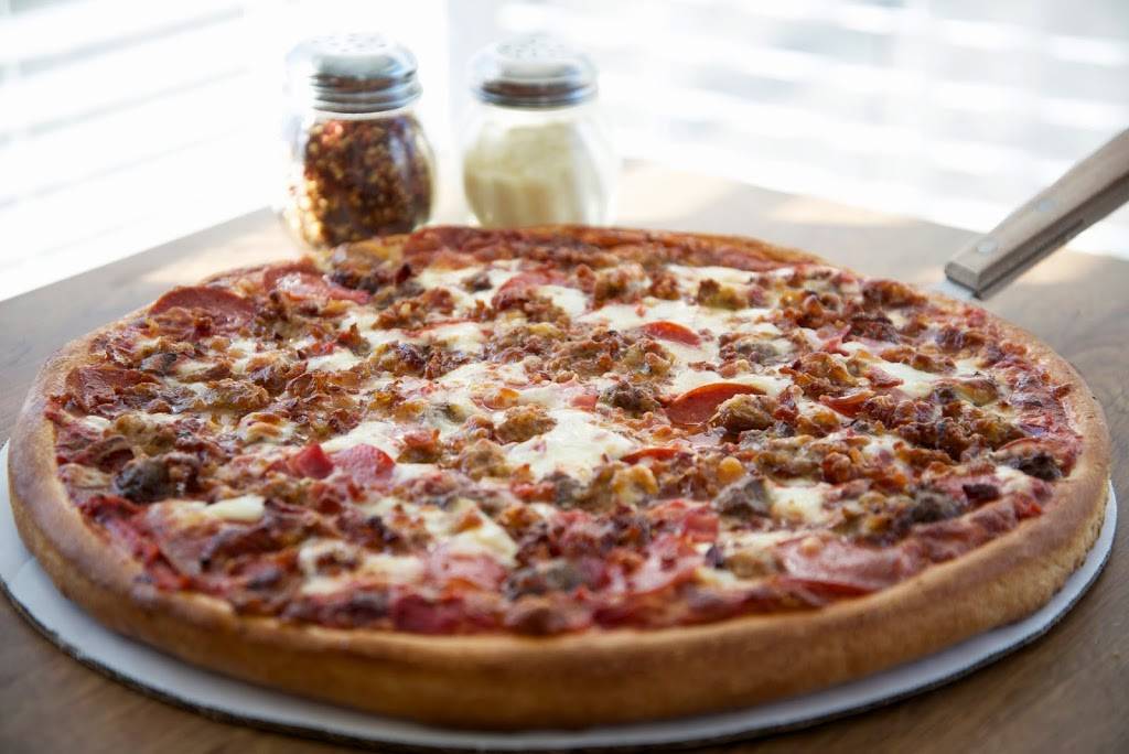 Terryville Pizza | restaurant | 211 Main St, Terryville, CT 06786, USA | 8605821468 OR +1 860-582-1468