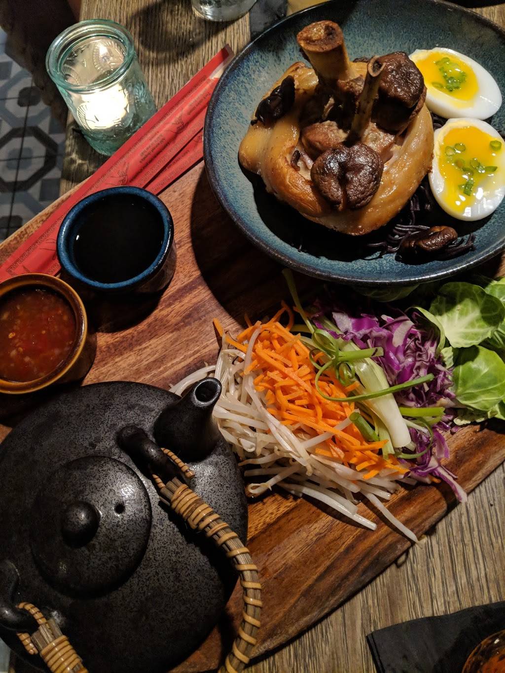 Pacific Hideaway | restaurant | 500 Pacific Coast Hwy, Huntington Beach, CA 92648, USA | 7149654448 OR +1 714-965-4448