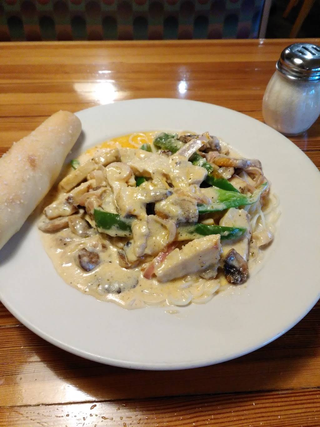 Pizones | restaurant | 202 Superior Ave, Tomah, WI 54660, USA | 6083723350 OR +1 608-372-3350