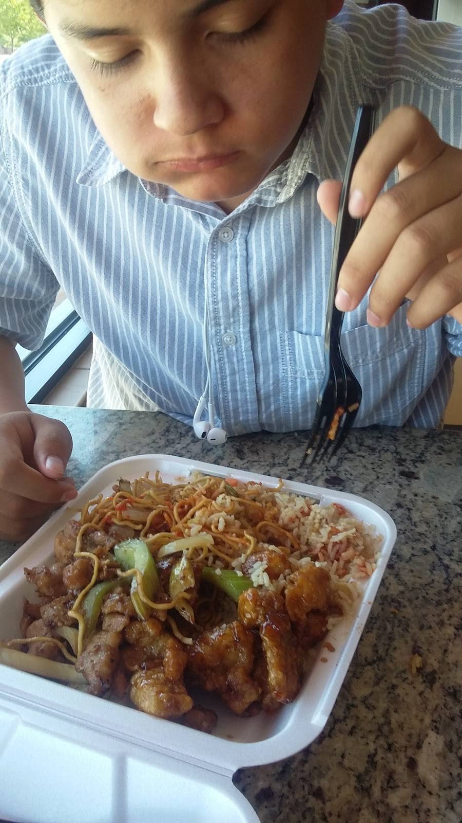 Panda Express | meal takeaway | 39922 10th St W, Palmdale, CA 93551, USA | 6612669919 OR +1 661-266-9919