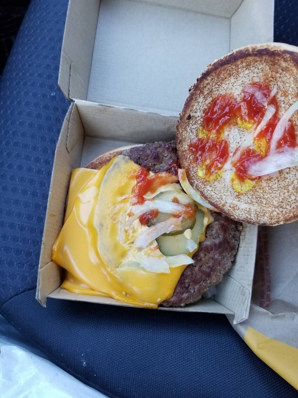 McDonalds | cafe | 7170 N Teutonia Ave, Milwaukee, WI 53209, USA | 4143526585 OR +1 414-352-6585