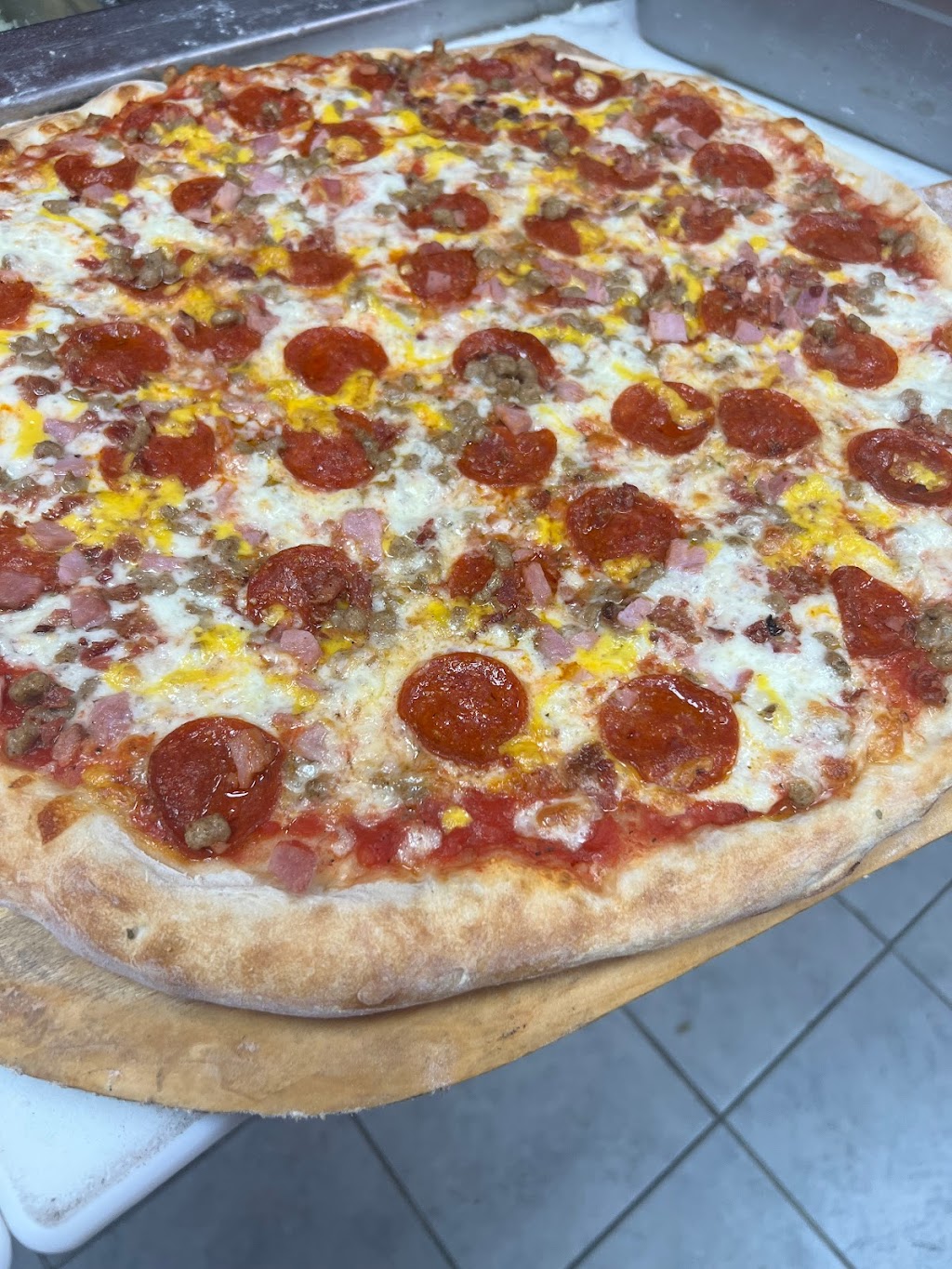 Mia pizzaria | restaurant | 7389 Shadeland Ave, Indianapolis, IN 46250, USA | 3175372460 OR +1 317-537-2460