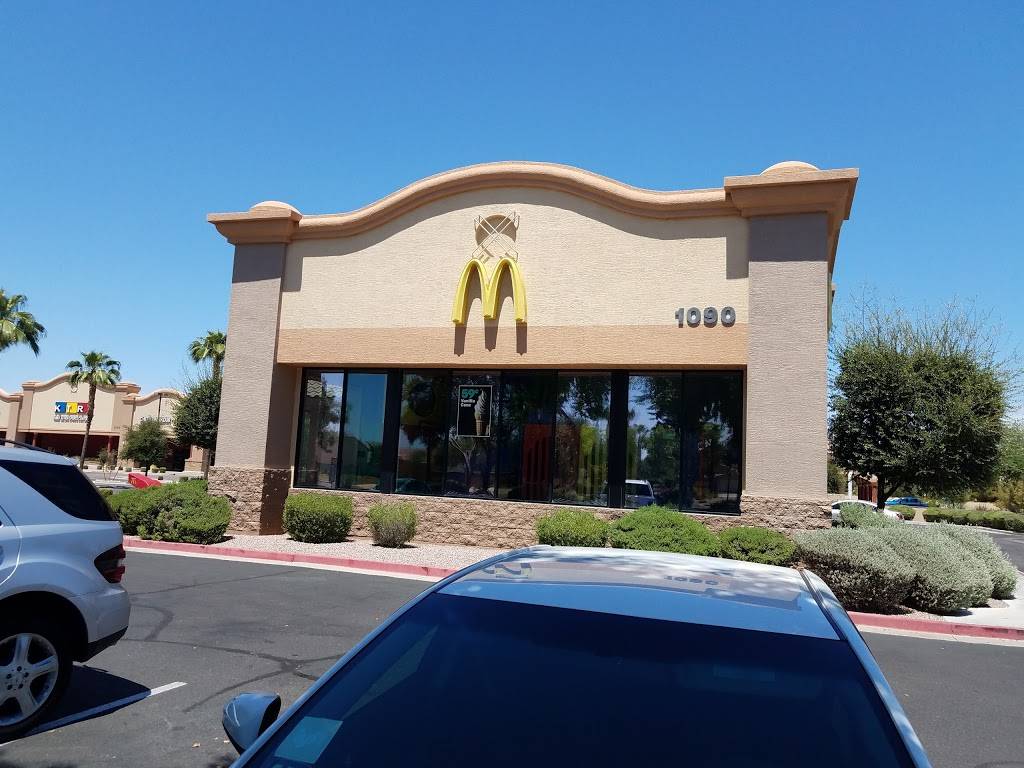 McDonalds | cafe | 1090 E Pecos Rd, Chandler, AZ 85225, USA | 4808215136 OR +1 480-821-5136