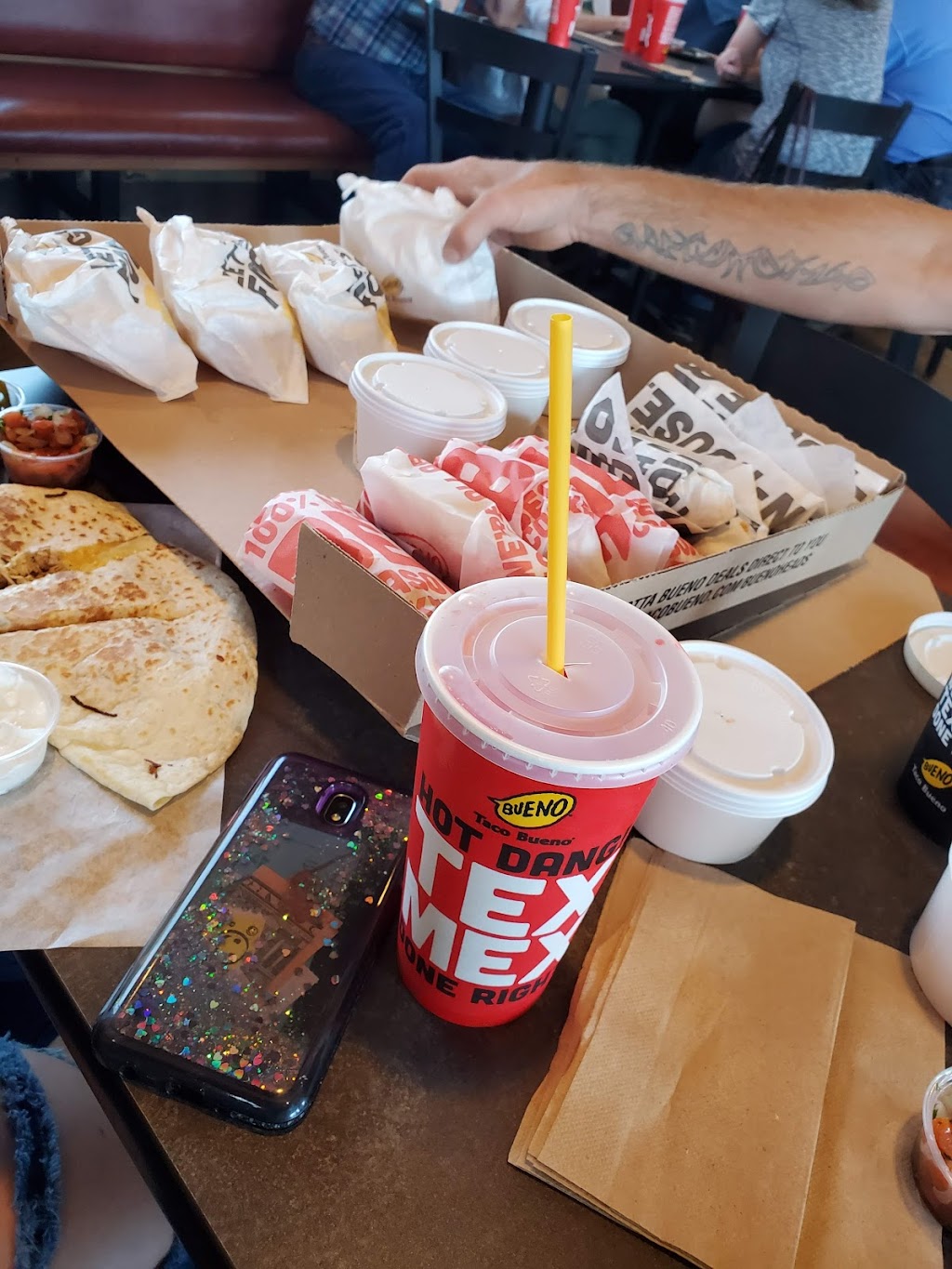 Taco Bueno | restaurant | 1155 Dave Ward Dr, Conway, AR 72034, USA | 5014503999 OR +1 501-450-3999