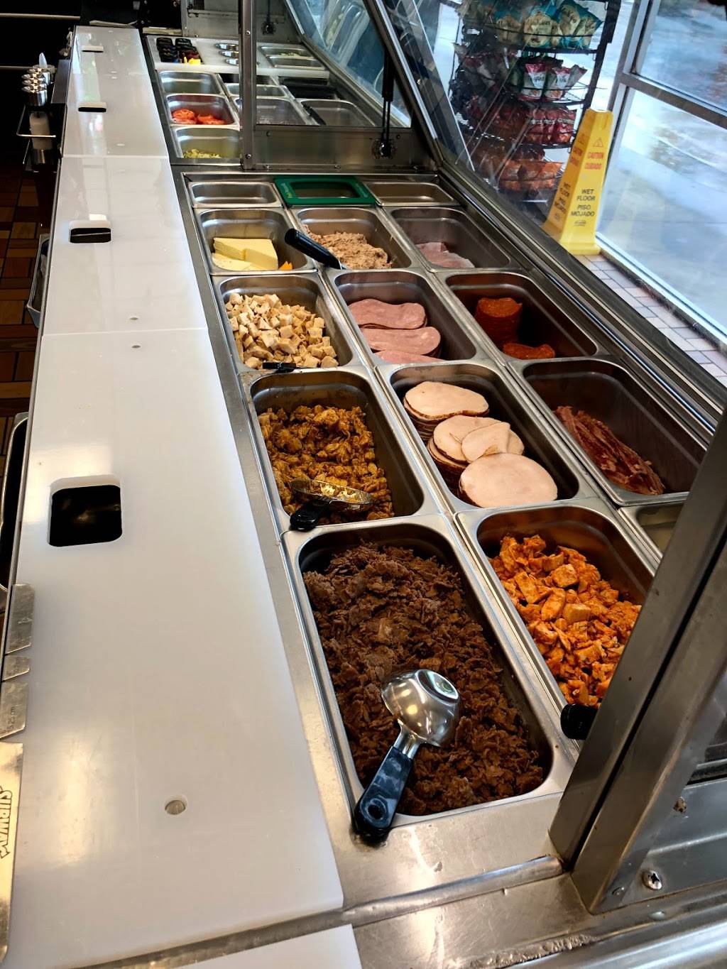 Subway | restaurant | 8608 Abercorn St A, Savannah, GA 31406, USA | 9129273328 OR +1 912-927-3328