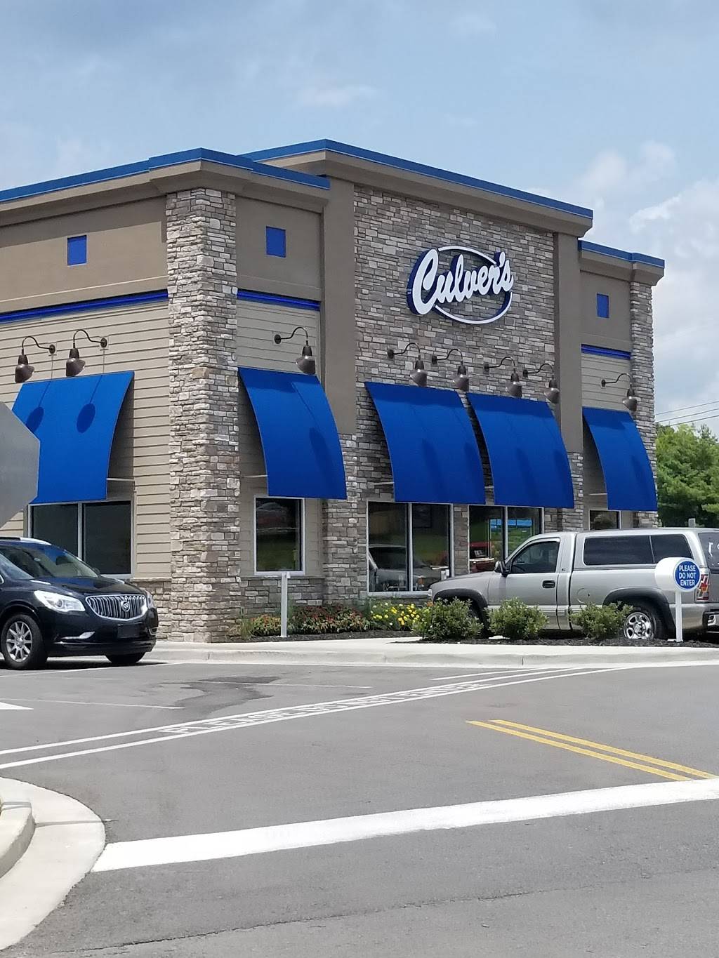 Culvers | restaurant | 140 S Hampton Pl, Clarksville, TN 37040, USA | 9319192573 OR +1 931-919-2573