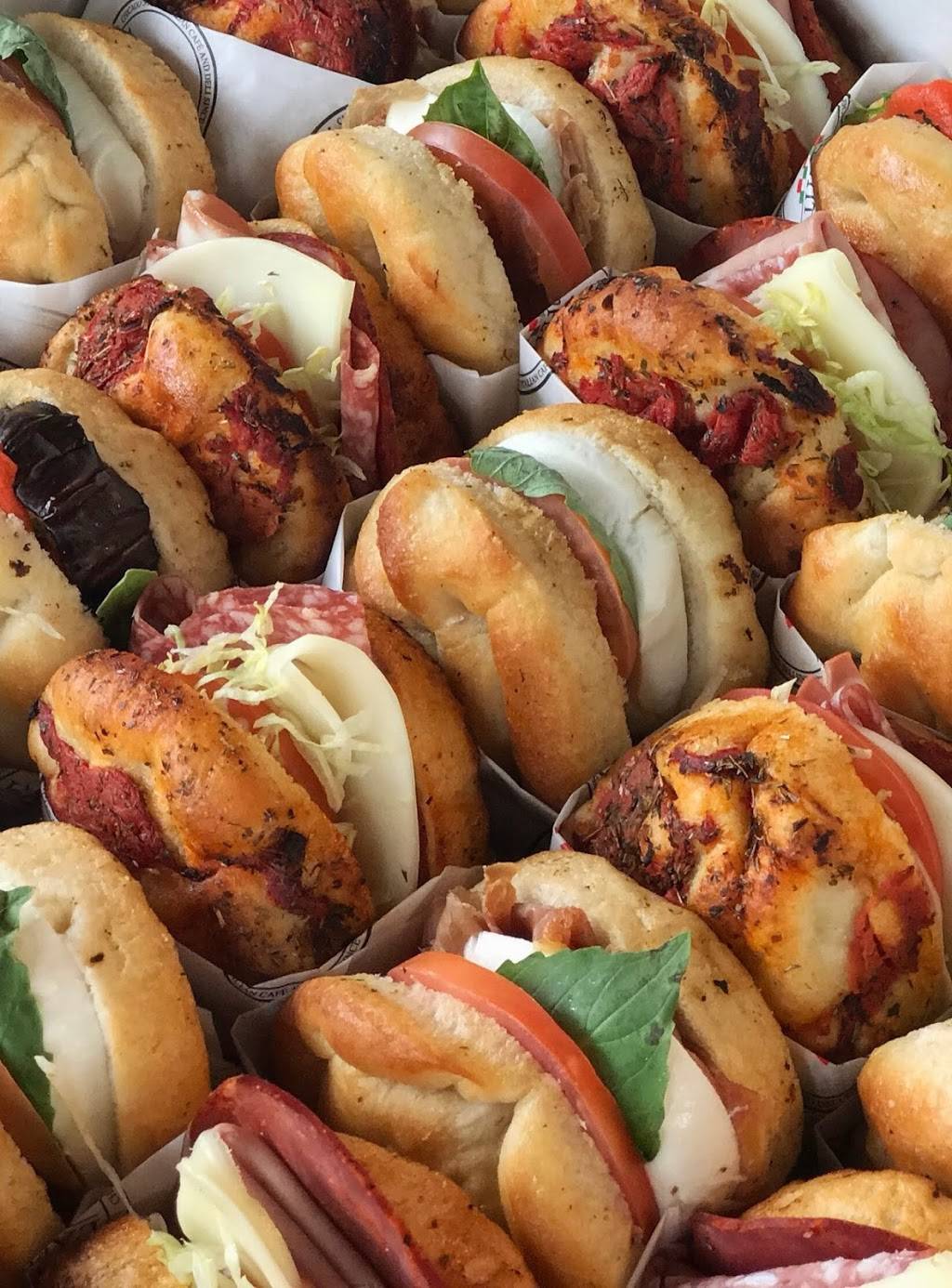 Cafe L’Appetito | cafe | 3332 N Broadway, Chicago, IL 60657, USA | 7733607290 OR +1 773-360-7290