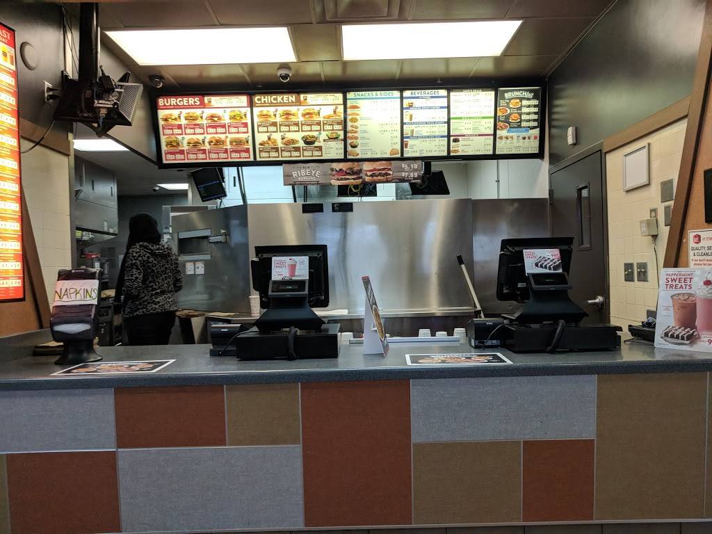 Jack in the Box | restaurant | 12515 Aurora Ave N, Seattle, WA 98133, USA | 2063652204 OR +1 206-365-2204