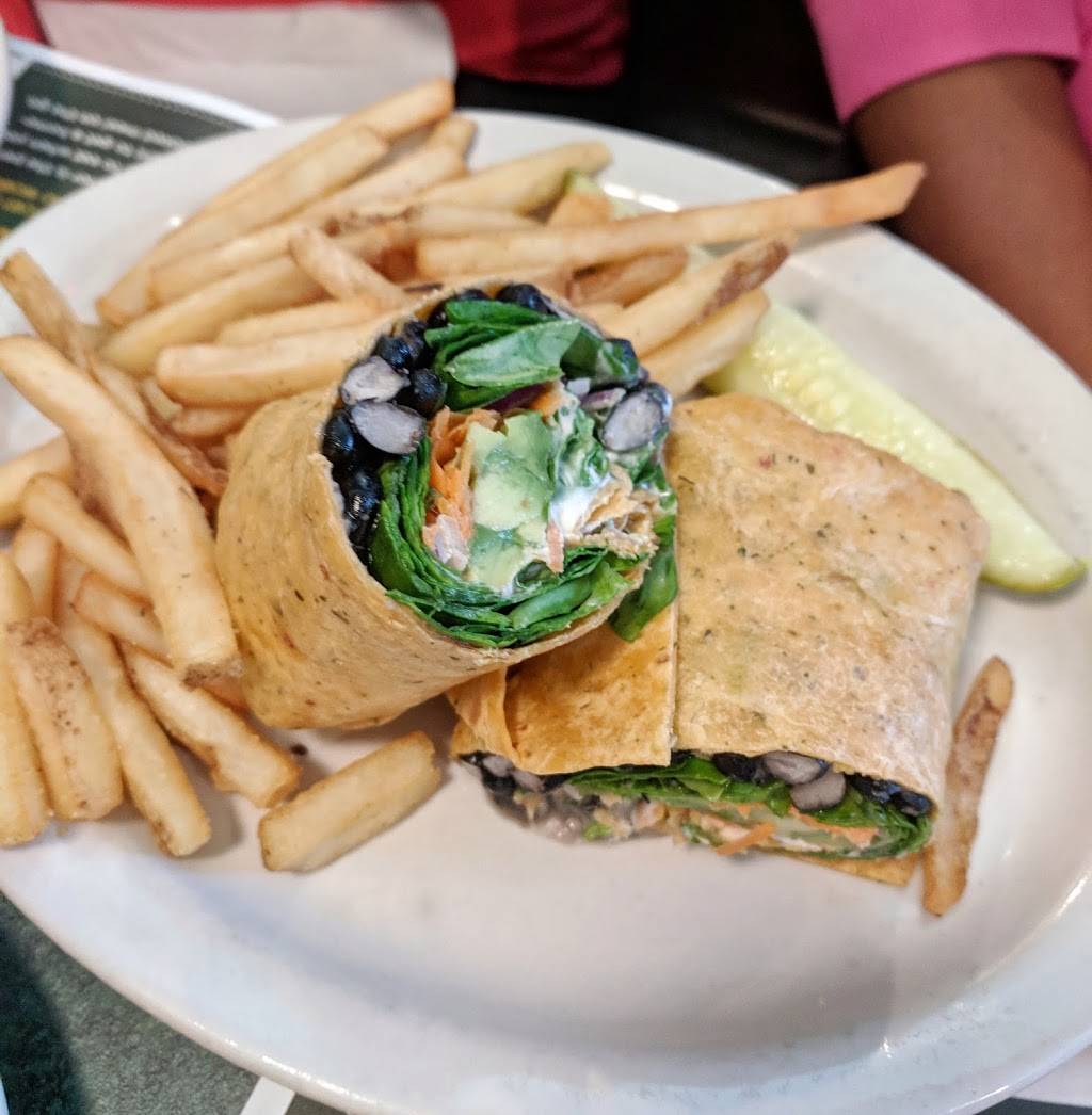 Metro Diner | cafe | 1124 Volvo Pkwy, Chesapeake, VA 23320, USA | 7576450203 OR +1 757-645-0203