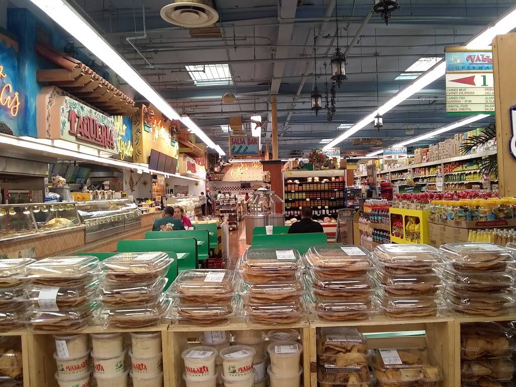 Vallarta Supermarkets | bakery | 23449 Lyons Ave, Valencia, CA 91355, USA | 6612601110 OR +1 661-260-1110