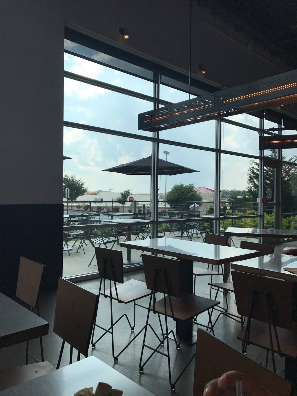 Chipotle Mexican Grill | restaurant | 1870 Airport Rd, Allentown, PA 18109, USA | 4843531695 OR +1 484-353-1695