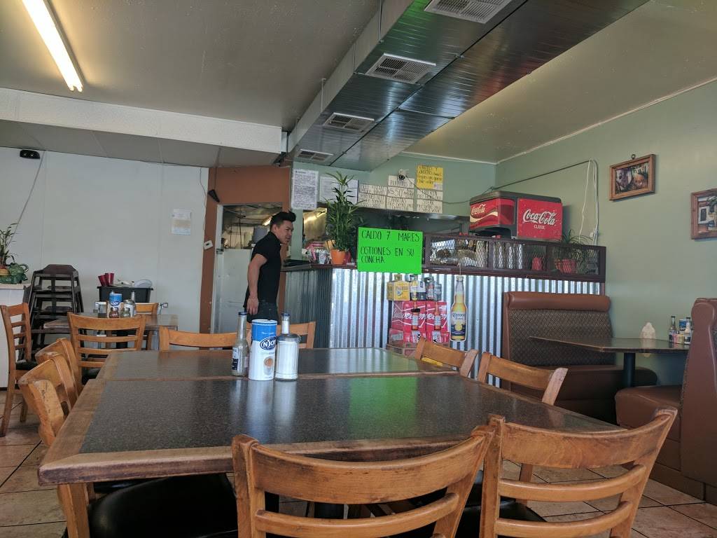 El Zarape | restaurant | 1065 Federal Blvd, Denver, CO 80204, USA | 3038930394 OR +1 303-893-0394