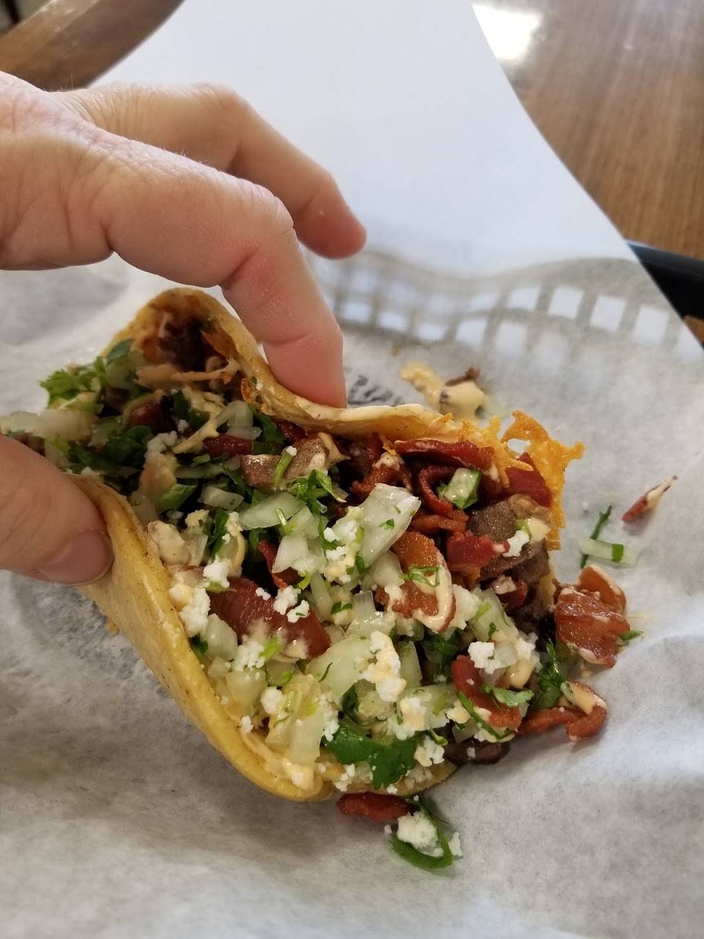 Valeries Taco Stand | restaurant | 2213 El Camino Real suite d, Oceanside, CA 92054, USA | 7602315458 OR +1 760-231-5458