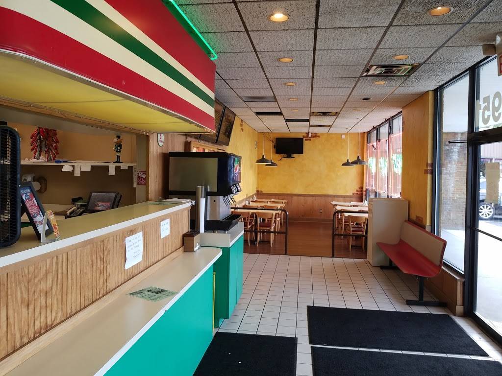 Masseys Pizza Beechcroft | meal delivery | 1951 E Dublin Granville Rd, Columbus, OH 43229, USA | 6148880022 OR +1 614-888-0022