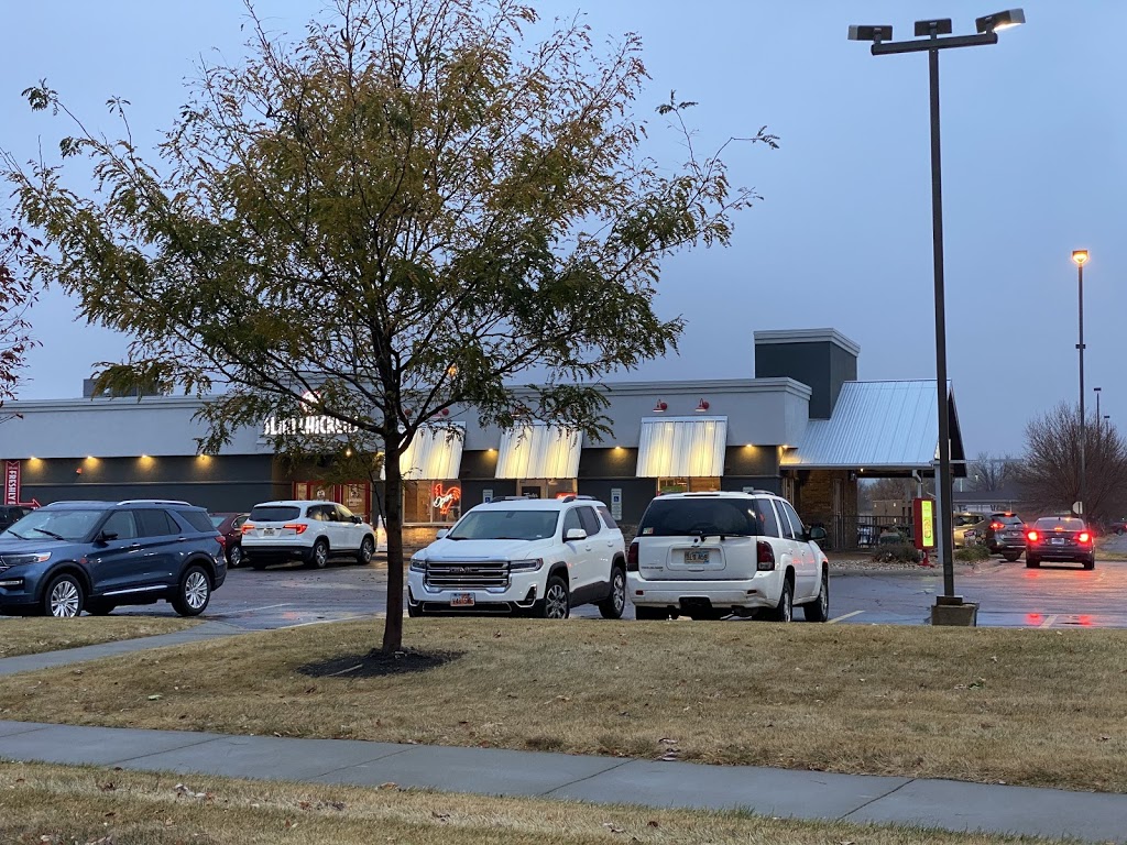 Slim Chickens | restaurant | 2711 S Louise Ave, Sioux Falls, SD 57106, USA | 6052712710 OR +1 605-271-2710