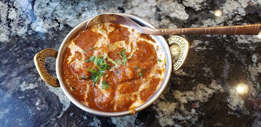 Indias Oven Restaurant And Bar | restaurant | 854 E Olive Ave, Fresno, CA 93728, USA | 5598402667 OR +1 559-840-2667