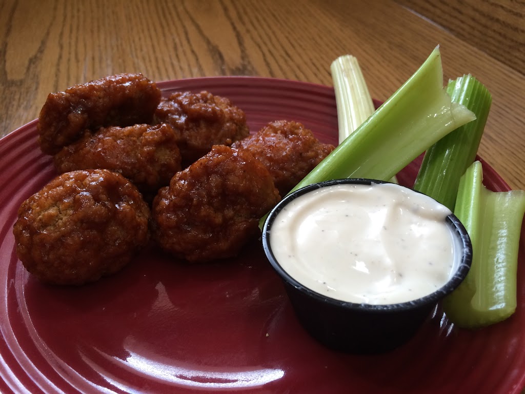 B & B Express | restaurant | N6714 County Rd W, Mt Calvary, WI 53057, USA | 9209236655 OR +1 920-923-6655