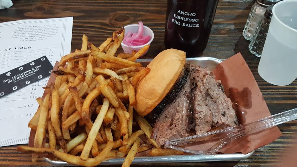 Blanchards Barbeque | restaurant | 2023 W Pinhook Rd, Lafayette, LA 70508, USA | 3373221674 OR +1 337-322-1674