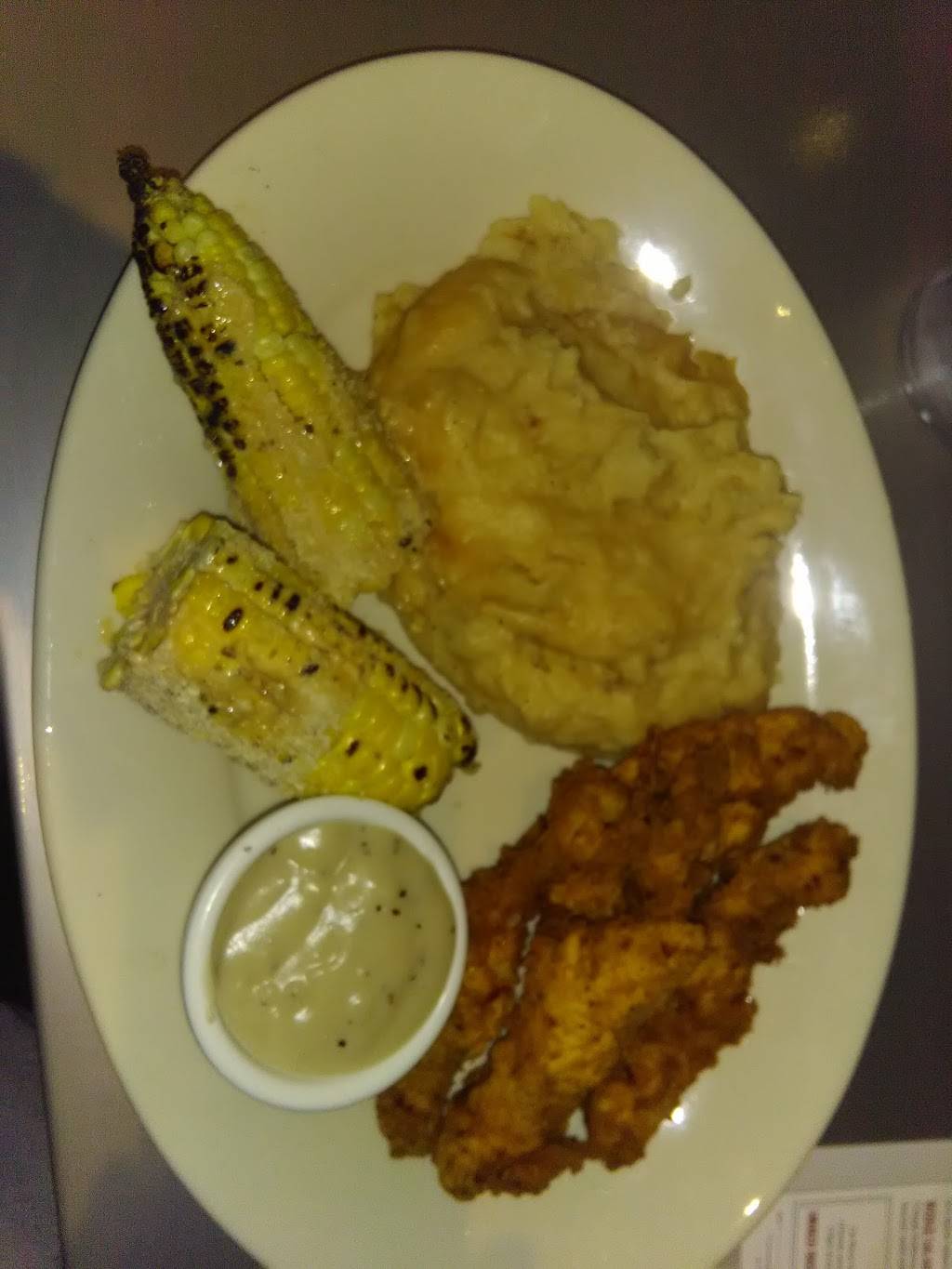 Fat Daddys Sports & Spirits | night club | 6730 Fossil Bluff Dr, Fort Worth, TX 76137, USA | 8177682960 OR +1 817-768-2960