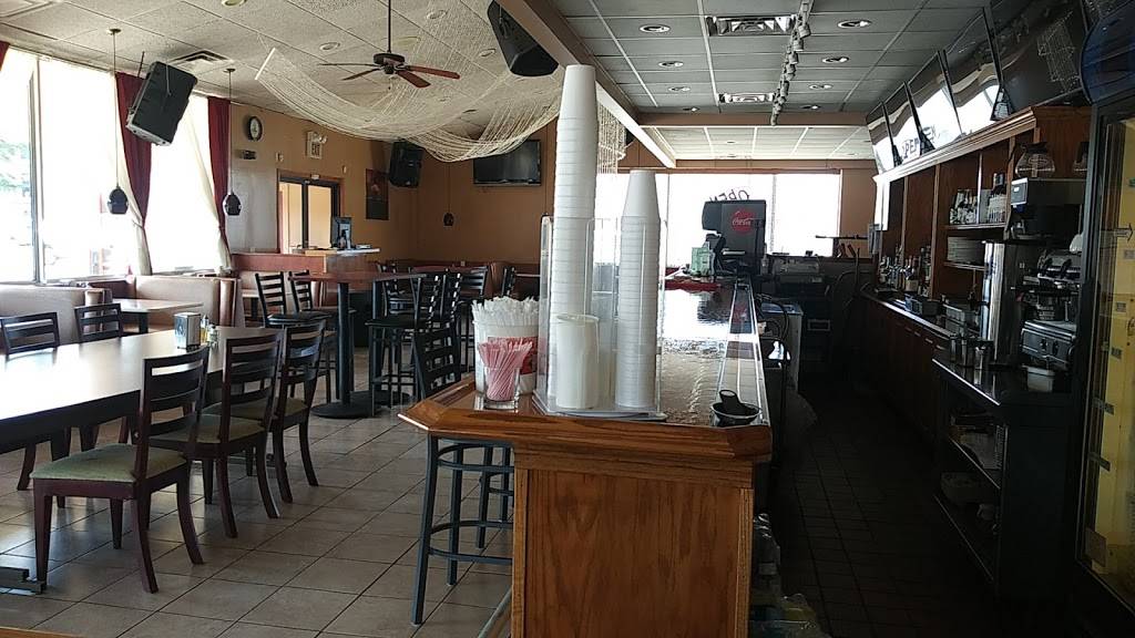 Eagle Restaurant | restaurant | 851 W Oakton St, Des Plaines, IL 60018, USA | 8474395600 OR +1 847-439-5600