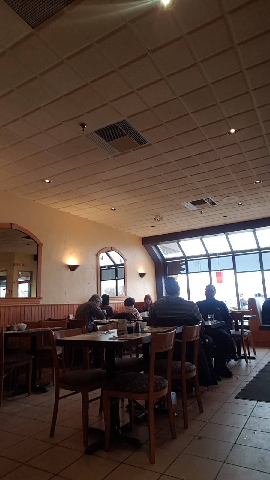 Valentine | restaurant | 1 Avenue de la Mauricie, Shawinigan, QC G9N 7C1, Canada | 8195396580 OR +1 819-539-6580