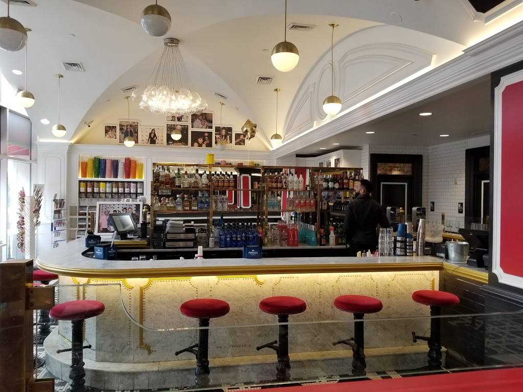 Sugar Factory | restaurant | Pentagon City Mall, 1100 S Hayes St, Arlington, VA 22202, USA | 7032583374 OR +1 703-258-3374