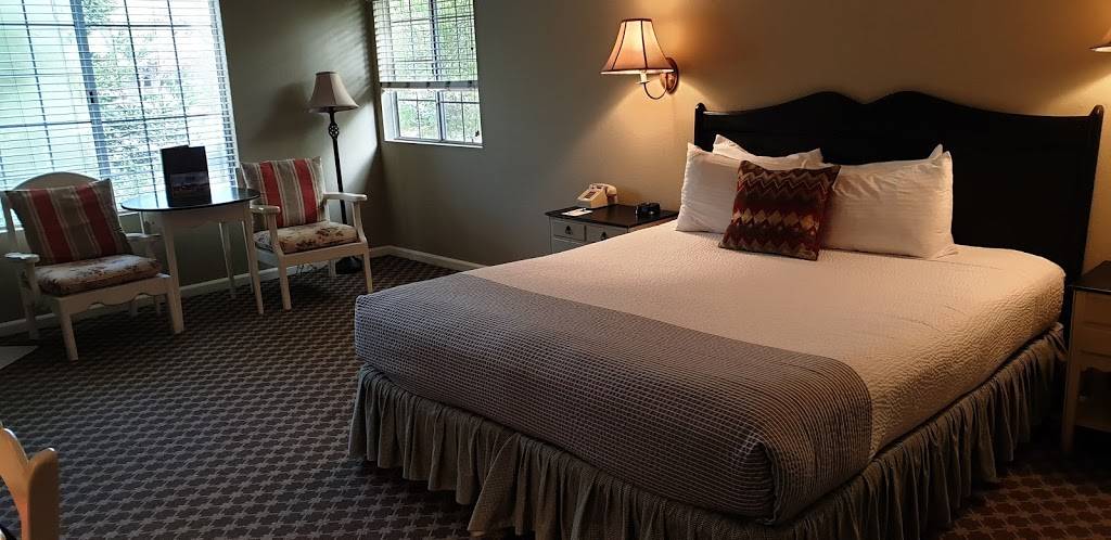 Cambria Pines Lodge | night club | 2905 Burton Dr, Cambria, CA 93428, USA | 8059274200 OR +1 805-927-4200