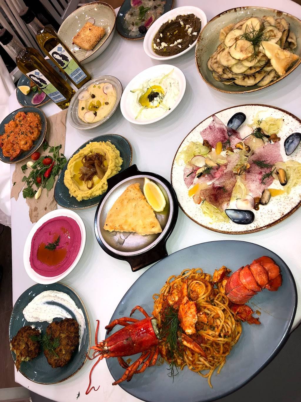 Philoxenia Greek Cuisine | restaurant | 8199 Yonge St, Thornhill, ON L3T 2C6, Canada | 9058866566 OR +1 905-886-6566