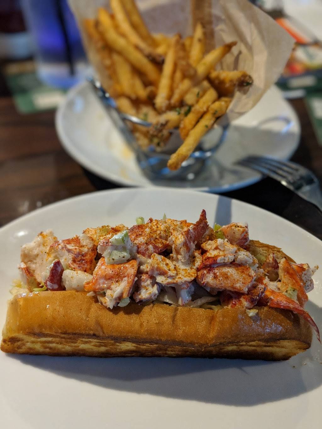 Duffys Sports Grill | restaurant | Colonial Town Park, 951 Market Promenade Ave, Lake Mary, FL 32746, USA | 4078783604 OR +1 407-878-3604