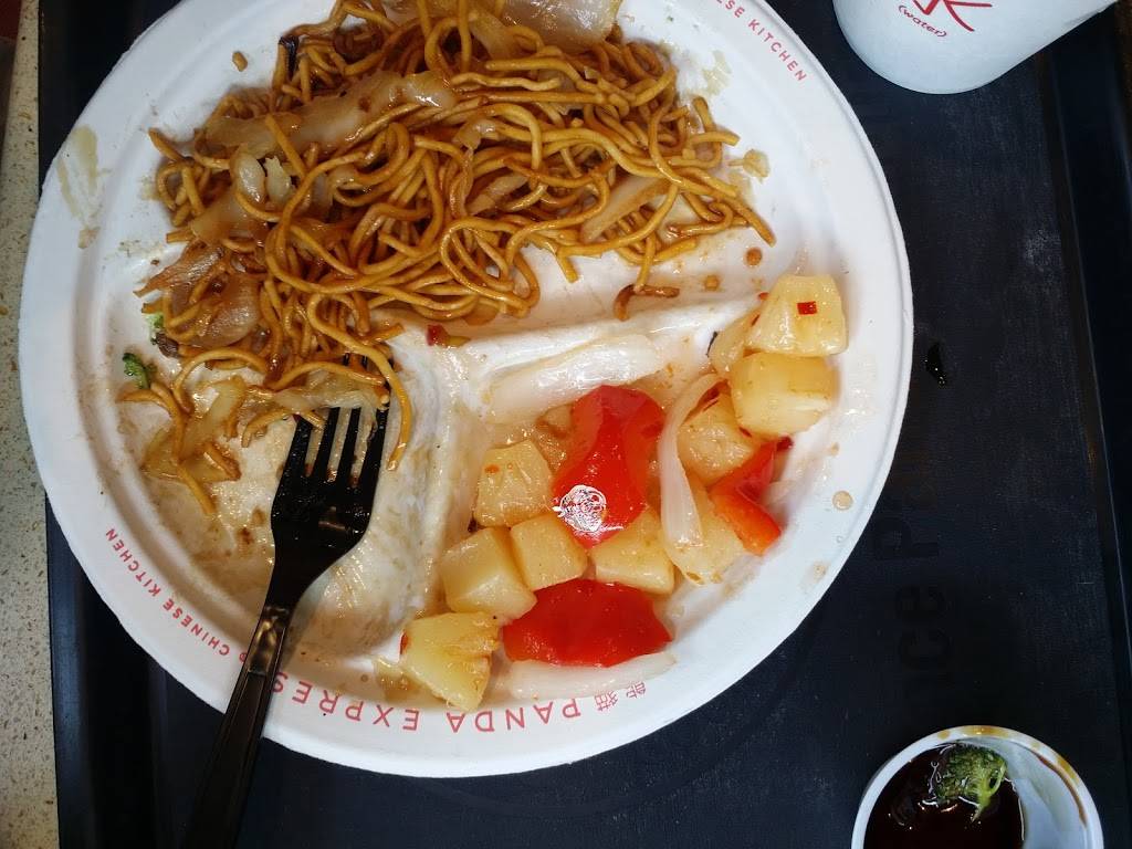 Panda Express | restaurant | 850 Branson Hills Pkwy, Branson, MO 65616, USA | 4172431137 OR +1 417-243-1137