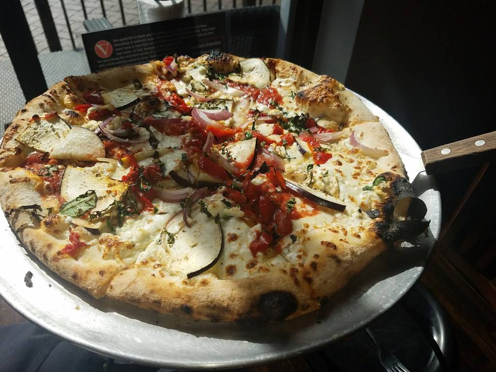 V Pizza & SideCar - Gainesville | restaurant | 115 SE 1 St, Gainesville, FL 32601, USA | 3528887533 OR +1 352-888-7533