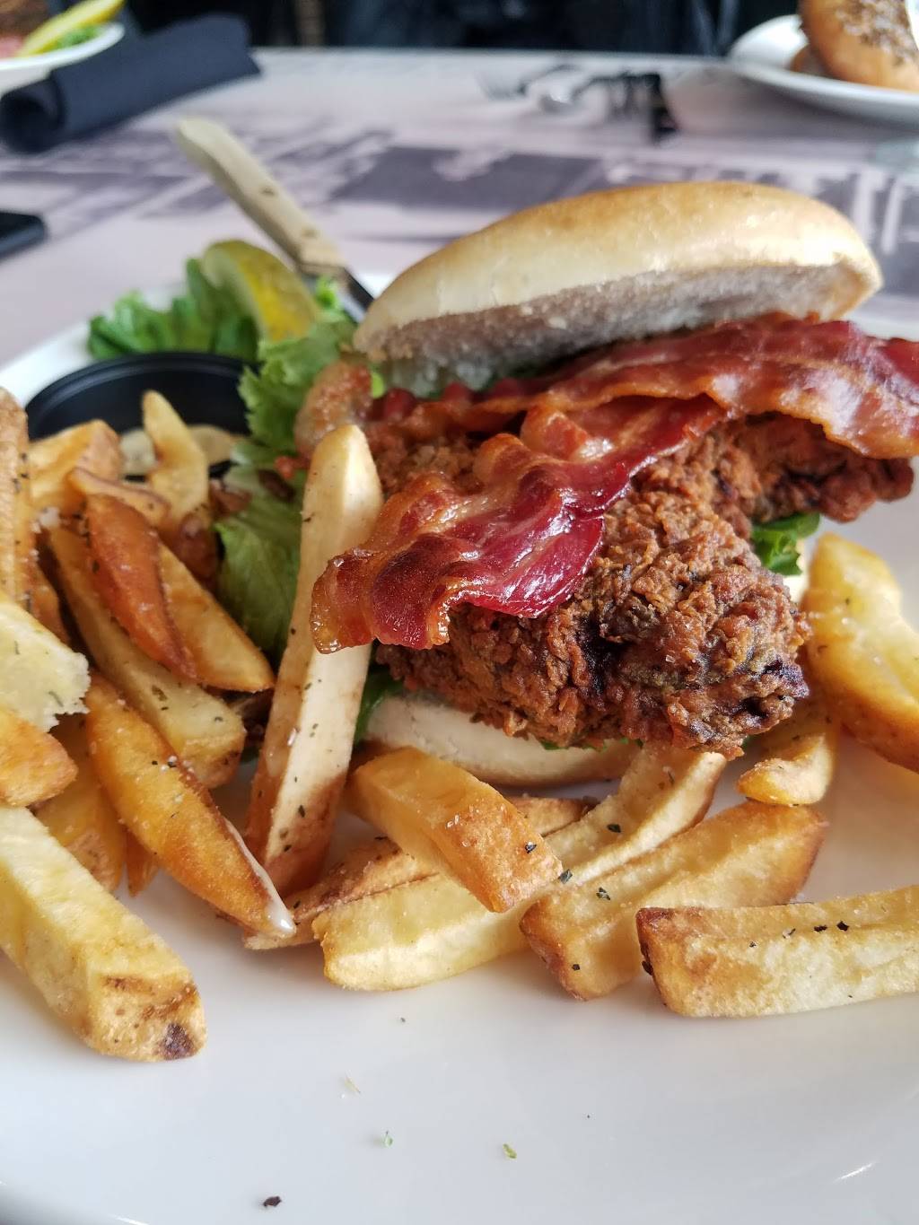 Riley Street Station | restaurant | 27 Riley St, East Aurora, NY 14052, USA | 7166554948 OR +1 716-655-4948