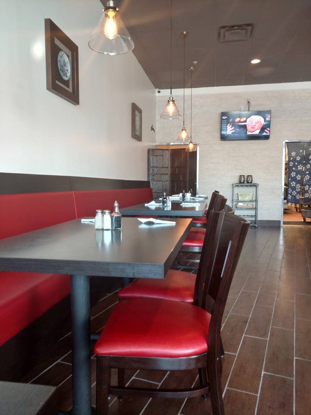 Moon China Bistro - Ocotillo | restaurant | 3165 S Alma School Rd #16, Chandler, AZ 85248, USA | 4808558550 OR +1 480-855-8550