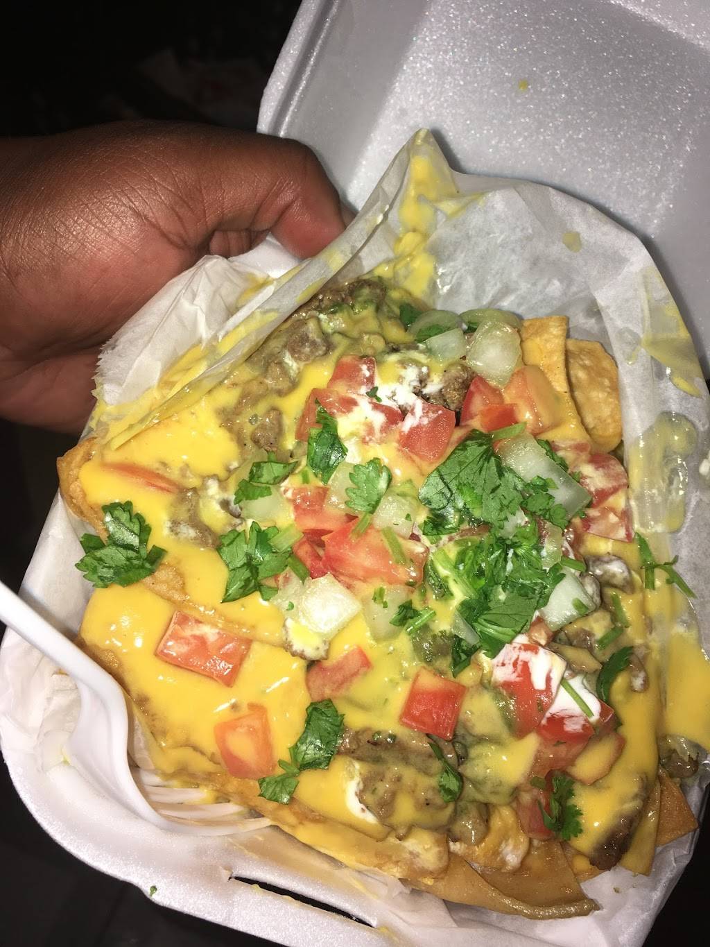 Litos Tacos | restaurant | 909 S Central Ave, Compton, CA 90220, USA | 3107224379 OR +1 310-722-4379