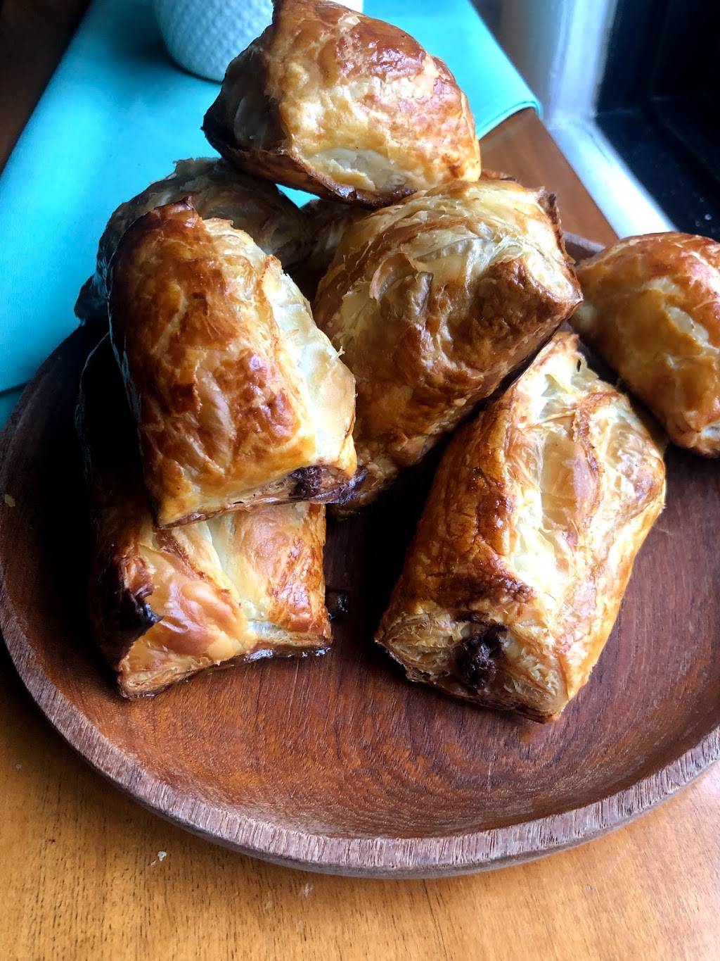 Tharios Kitchen | restaurant | 3807 Santa Claus Ln, Carpinteria, CA 93013, USA | 8056842209 OR +1 805-684-2209