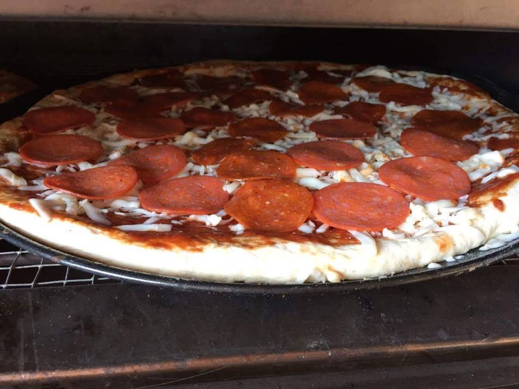 Pachecos Pizza | restaurant | Col Santa Anita, B.C., Mexico | 016461550165 OR +52 646 155 0165